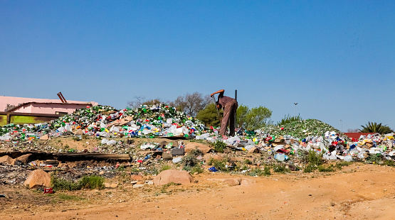 La basura de África se acumula sin un lugar a donde ir